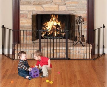 Metāla sēta kamīnam / krāsnij