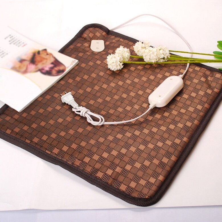 Dzīvnieku (suņu, kaķu) guļvietas sildītājs 220V, 20W, 45 x 45 cm, ar siltuma regulatoru