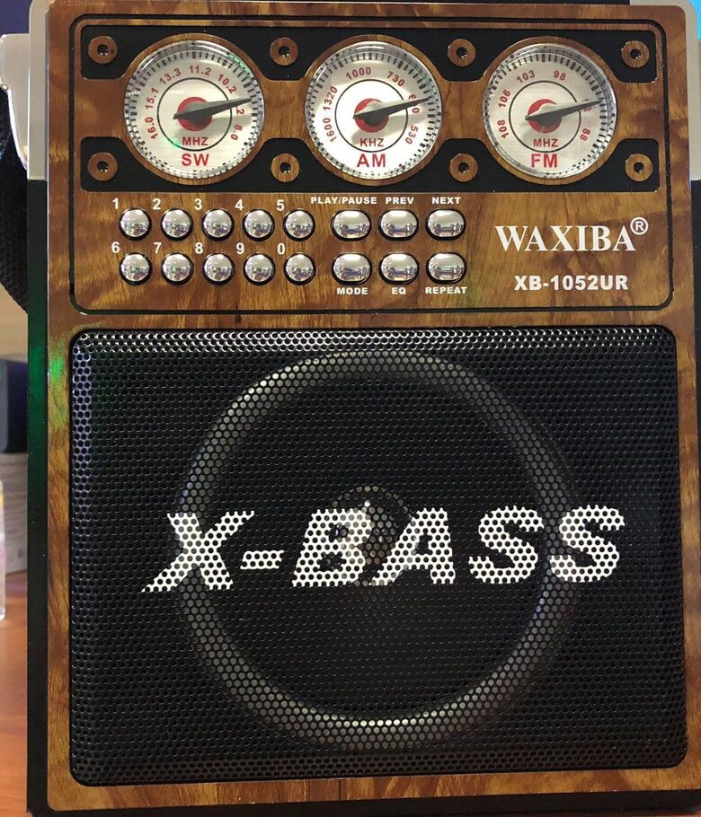 FM radio 'Waxiba', SD, AUX, USB, MP3