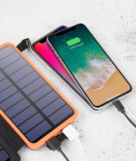 Power banka 10'000mah ar saules baterijām