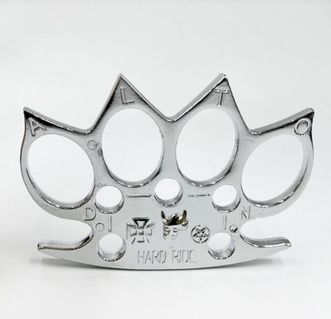 Kastete Cīņas Gars, Sudraba krāsā