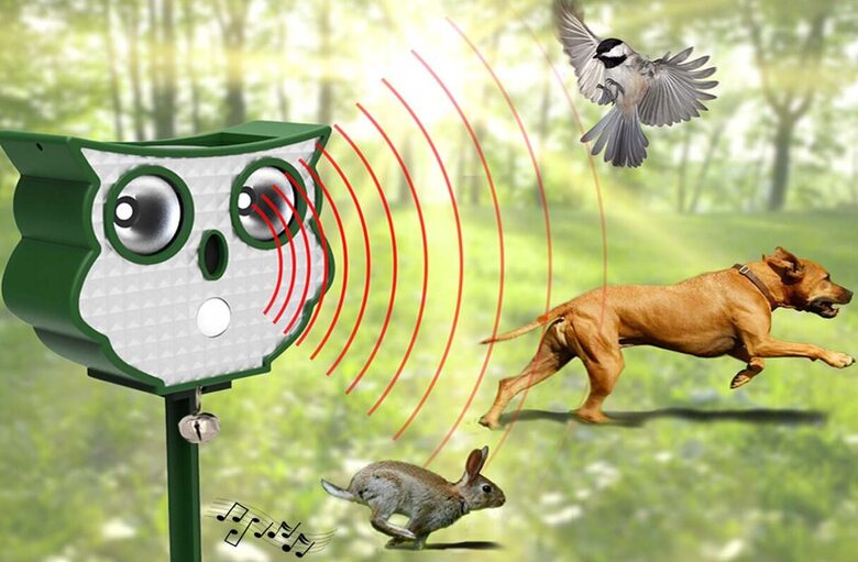 Putnu atbaidītājs ar ultraskaņu un gaismu