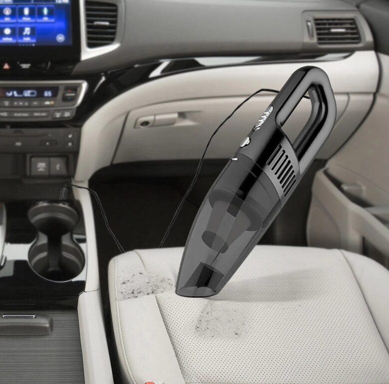 Auto putekļu sūcējs