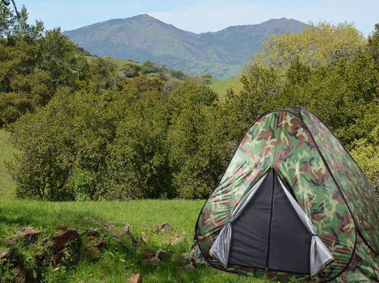 1 Minūtes laikā saliekama Tūristu telts 3-4 personām (200x190x130cm)