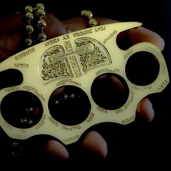 Antikvāra Dizaina Kaujas Kastete