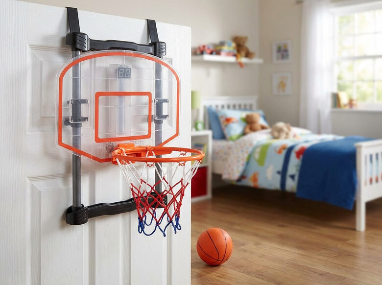 Bērnu basketbola grozs ar bumbu