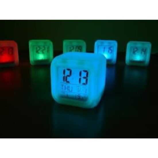Bērnu pulkstenis, krāsu mainošs, LED, 7,5 x 7,5 x 7,5cm