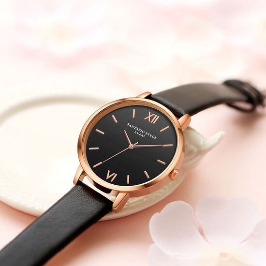 Sieviešu rokas pulkstenis ar melnu ādas siksniņu