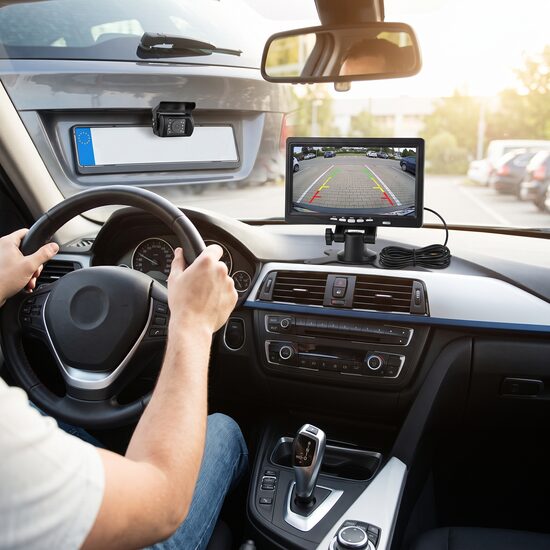 Ūdensizturīga HD auto atpakaļskata kamera un monitors 7'', 12 vai 24V, ar 18 diodēm un nakts redzamību, komplekts