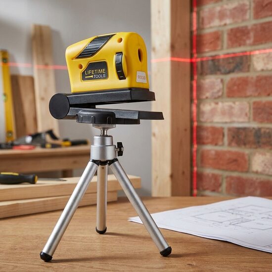 Lāzera līmeņrādis 360 ° grādu lenķis, ar statīvu.